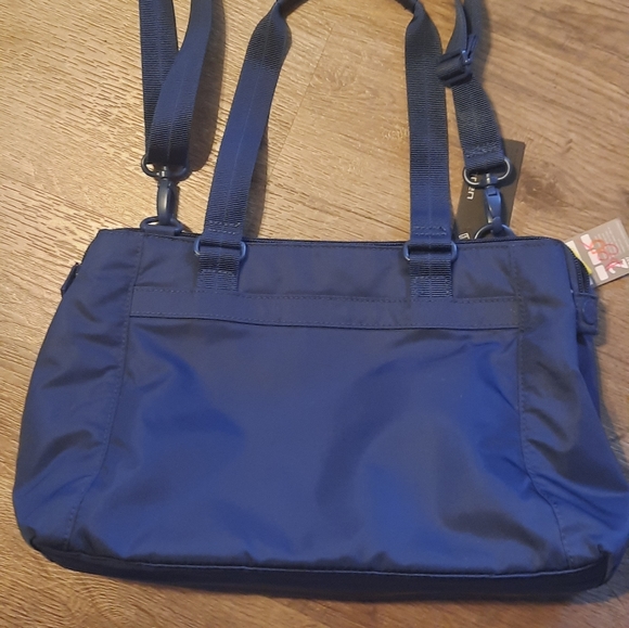 Hedgren Bags Hedgren Purse Poshmark